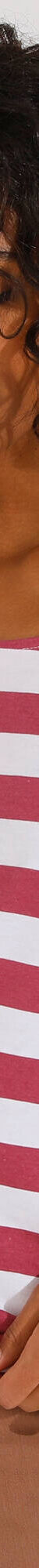 T-shirt col rond rayé, tissé teint (blanc / framboise) T-shirt col rond rayé, tissé teint (blanc / framboise)